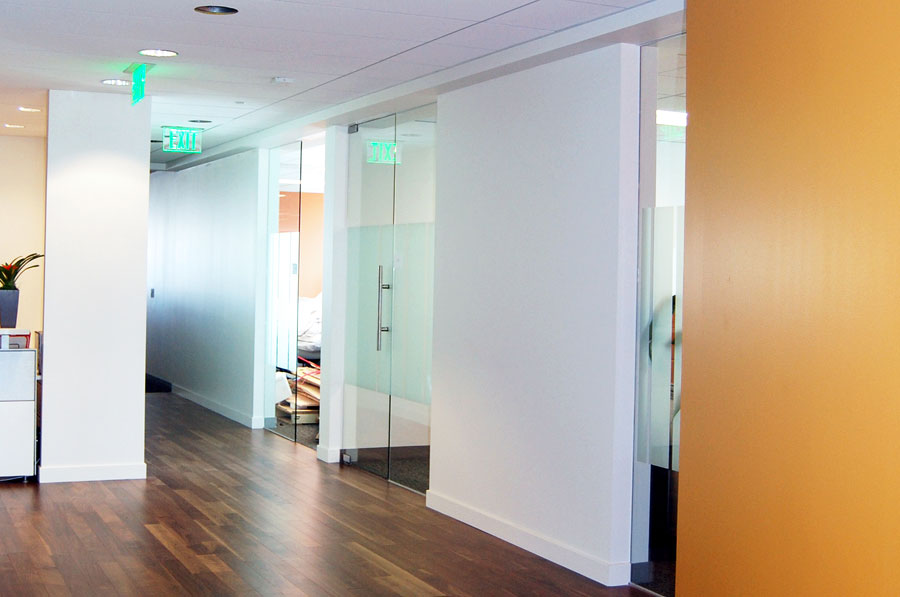 Tenant Improvement 16,410 sq-ft office spac for Experian, construction by General Contractor Richlen Construction.