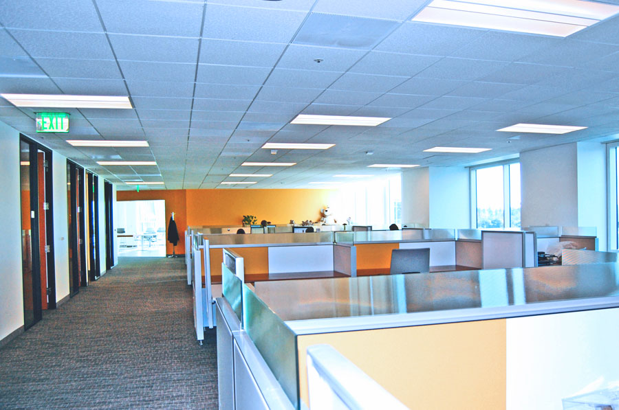 Tenant Improvement contractor Richlen Construction provide Experian with a 16,410 sq-ft office space at 155 Grand Avenue in Oakland.