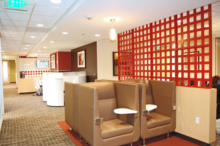 The tenant improvement included 2 Boardrooms, a welcome suite, reception, service pantries & refreshment bars, VC Studio, IT Room, and upgrades to the floors restrooms bring them to ADA compliance.